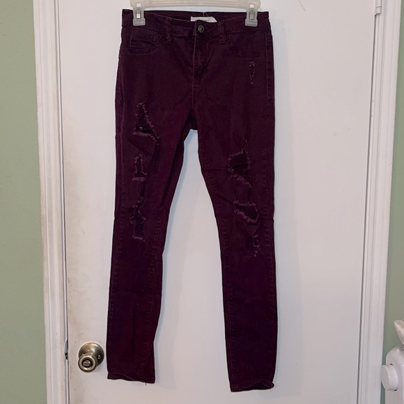 Burgundy ripped jeans - Picture 1 of 2